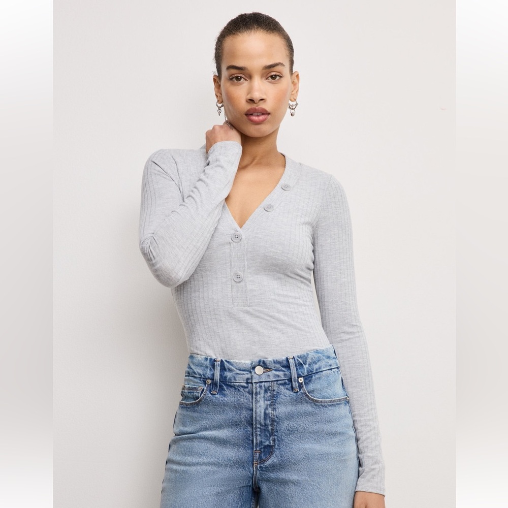NEW Good American Ribbed Henley Bodysuit in Grey